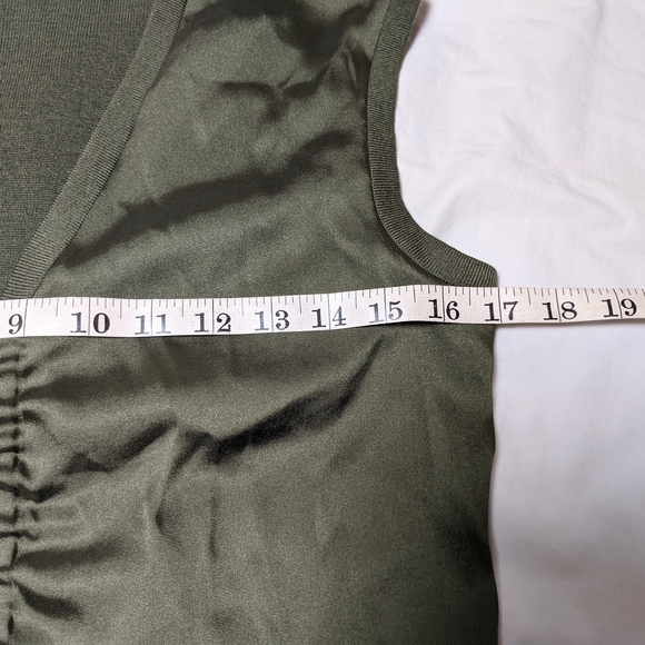 Ted Baker London Green Sleeveless Ruched Tie Front Blouse Size 1 - Picture 3 of 6